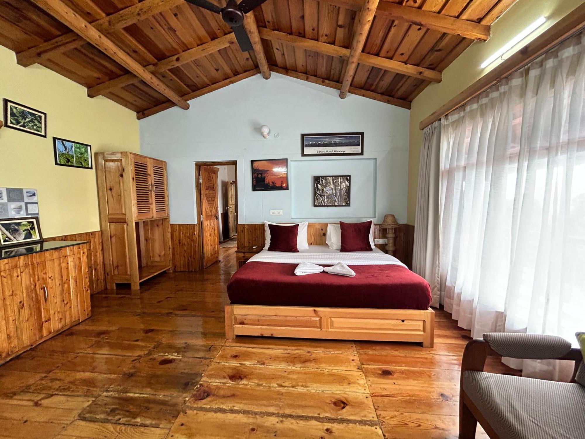 Kasar Himalaya Holiday Resort, Binsar Rd المورا المظهر الخارجي الصورة