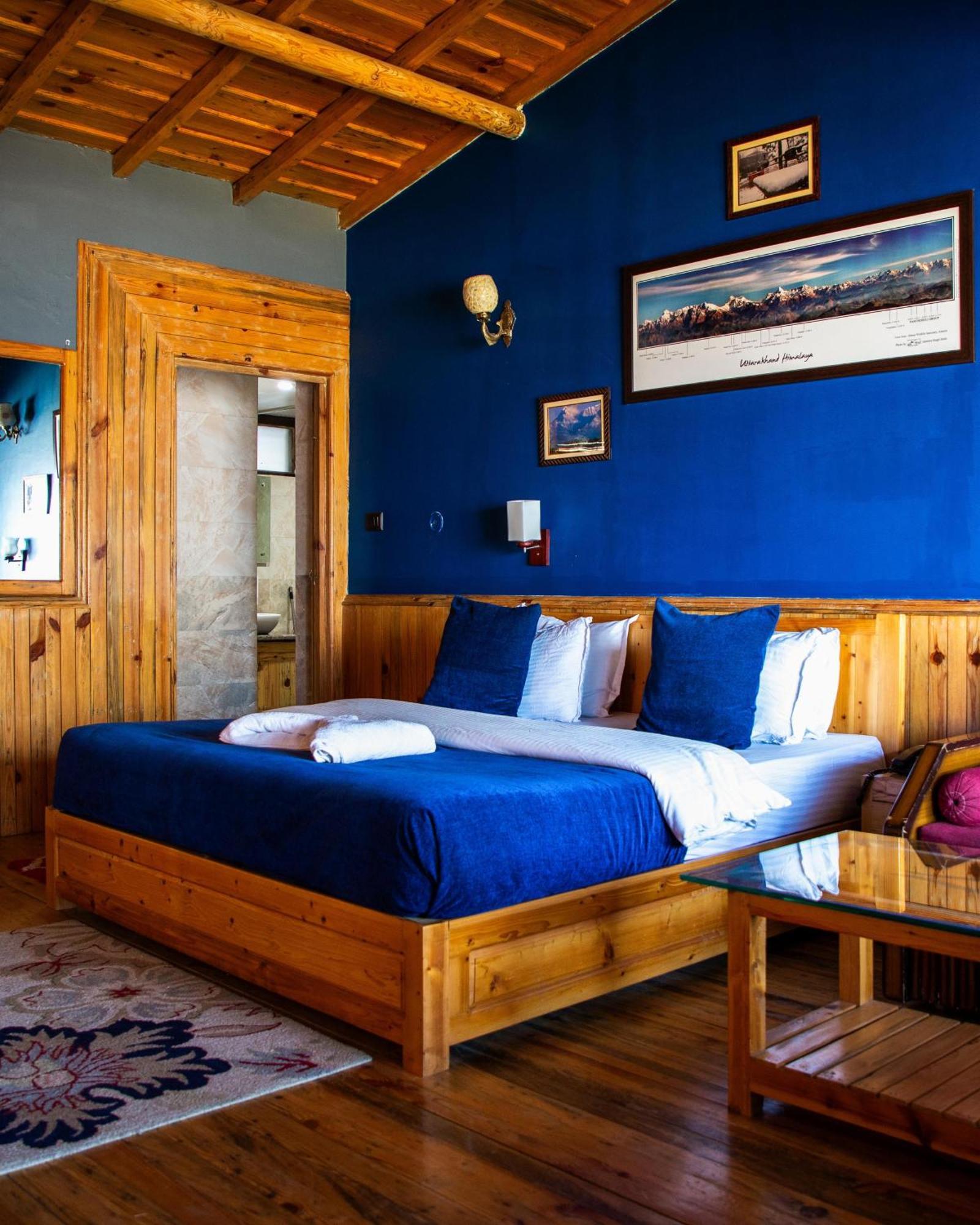 Kasar Himalaya Holiday Resort, Binsar Rd المورا المظهر الخارجي الصورة